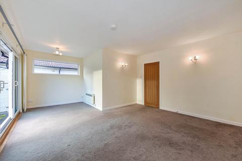 6 Princes Crescent, Lyndhurst, SO43 7BS