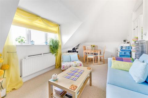 1 bedroom flat for sale, Willesden Green, London NW2