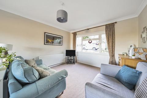 137 Broadacres, Guildford, GU3 3BS