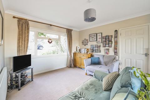 137 Broadacres, Guildford, GU3 3BS