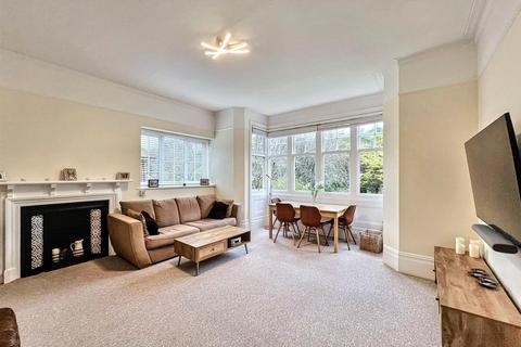 2 bedroom flat for sale, Denton Road, Eastbourne