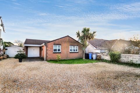 2 bedroom detached bungalow for sale, Darbys Corner