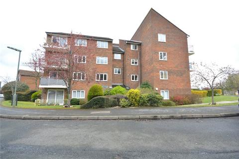 2 bedroom apartment to rent, Basing Road, Surrey SM7