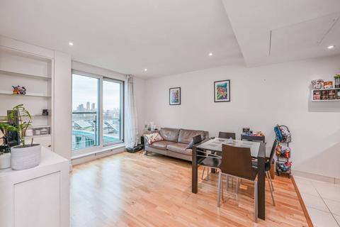 2 bedroom flat for sale, St George Wharf, Vauxhall, London, SW8