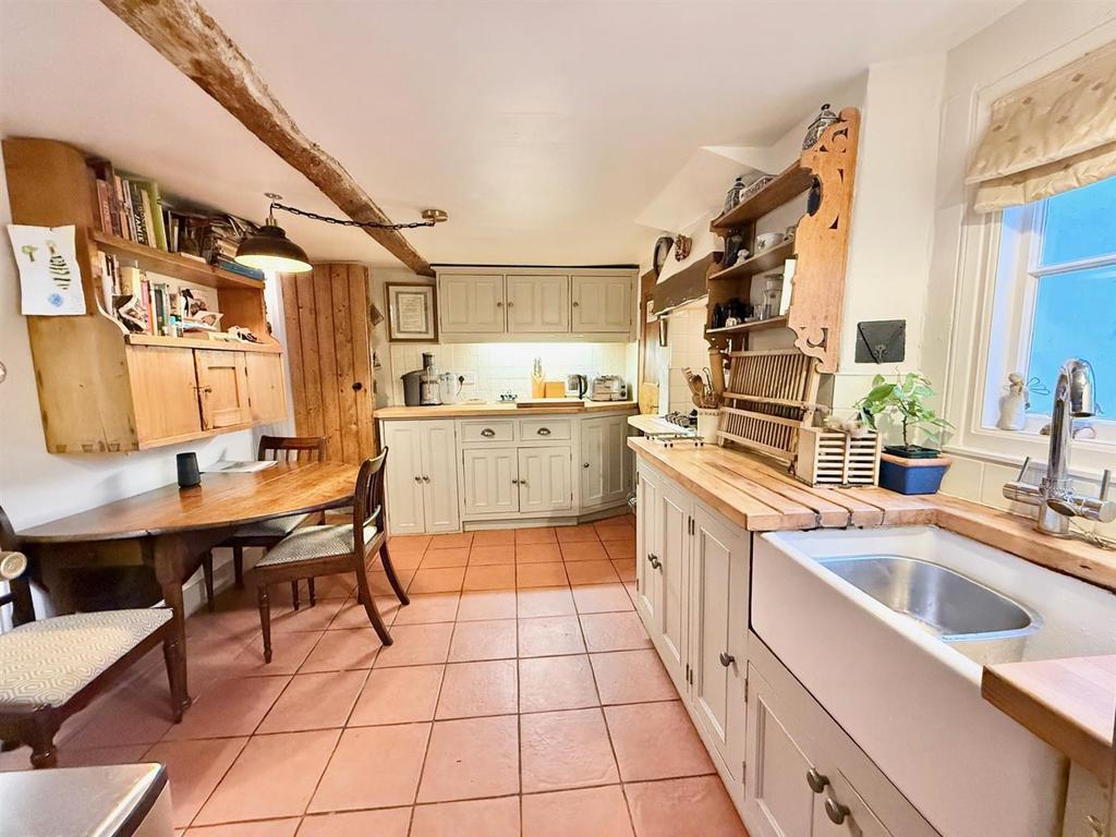 Kitchen.jpg