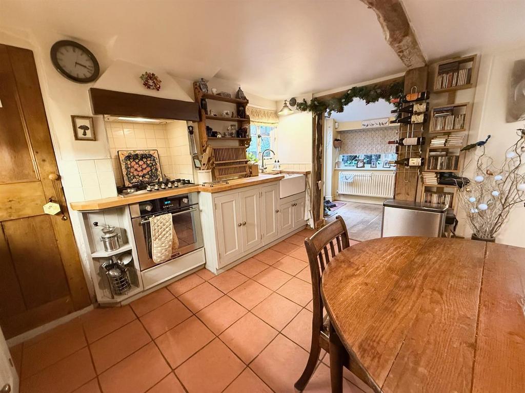 Kitchen.jpg
