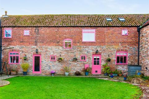 4 bedroom barn conversion for sale, Plainville Lane, Wigginton, York