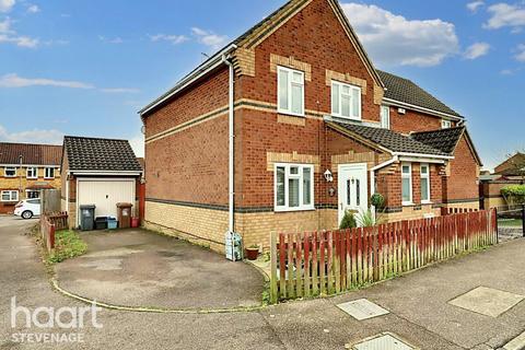 3 bedroom semi-detached house for sale, Augustus Gate, Stevenage