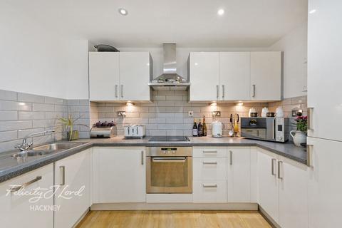 3 Hacon Square, London, E8 3QR