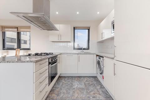 2 bedroom flat to rent, Ocean Wharf, 60 Westferry Road, London, E14