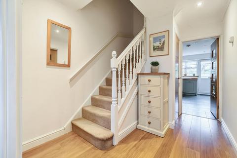 2 Arnold Way, Thame, OX9 2QA