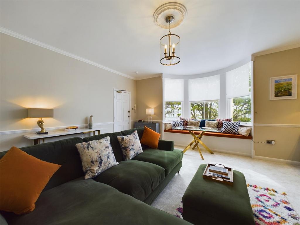 CAM03358 G0-PR0053-STILL011.jpg