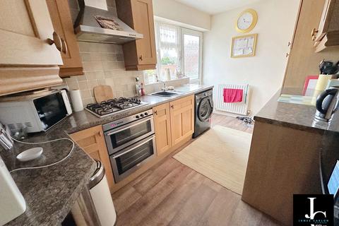 2 bedroom detached bungalow for sale, Mercia Drive, Telford TF1