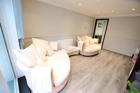 11 Cooks Way, Hatfield, AL10 8XT