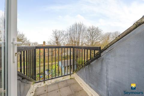 13 Princess Mary Close, Guildford, GU2 9UZ