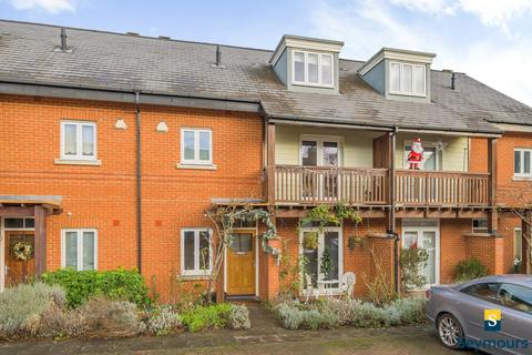 4 bedroom terraced house for sale, Princess Mary Close, Surrey GU2