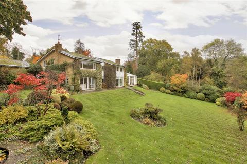 5 bedroom detached house for sale, Shipbourne Road, Tonbridge TN11