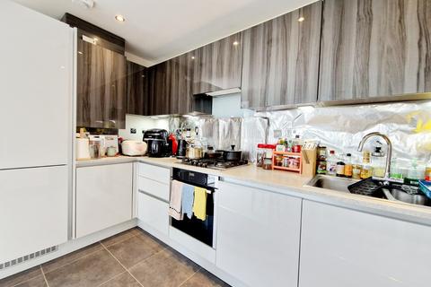 2 bedroom flat for sale, Gorcott Lane, Dickens Heath, Shirley, Solihull, B90