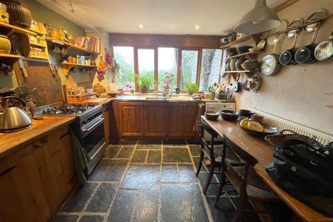 Belgrove Barton Road, Butleigh, Glastonbury, BA6 8TL