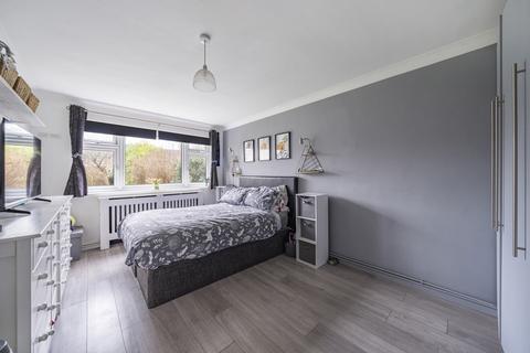 81b Woodthorpe Road, Ashford, TW15 3JT