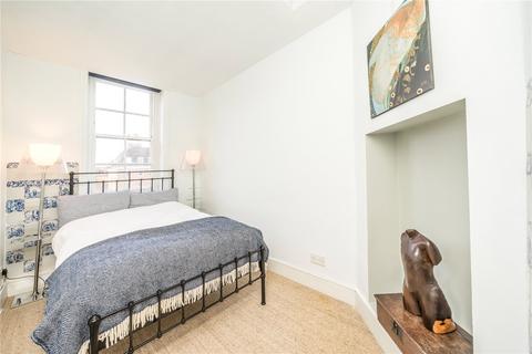 1 bedroom apartment for sale, London W8