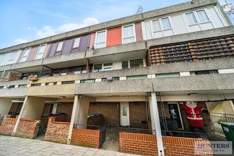 3 bedroom townhouse for sale, Mangold Way, Erith