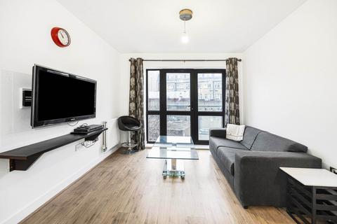 2 bedroom apartment for sale, Parham Drive, Ilford, IG2