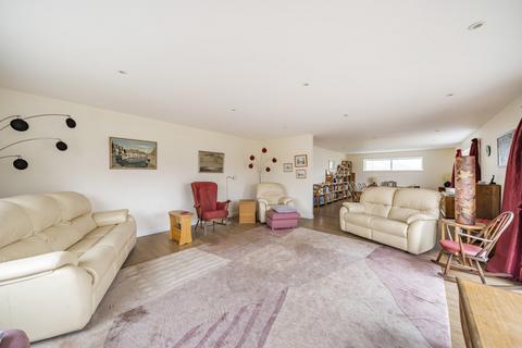 4 bedroom detached house for sale, Riverside Close, Surrey TW18