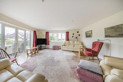 4 bedroom detached house for sale, Riverside Close, Surrey TW18