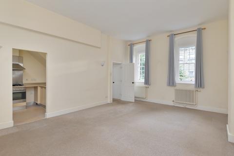 2 bedroom terraced house to rent, Fennel Close