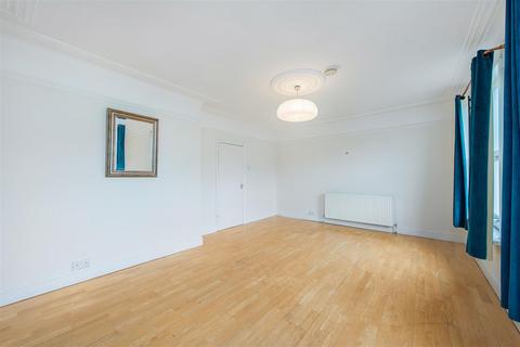 2 bedroom flat to rent, Florence Road, Stroud Green