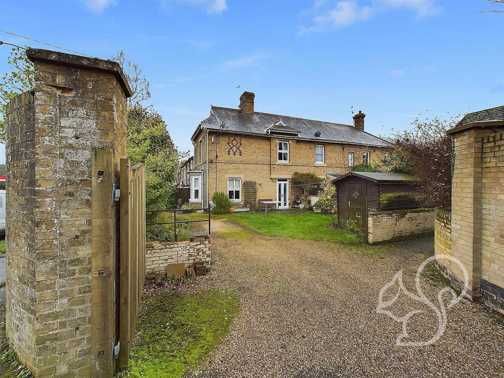 Driveway/Frontage