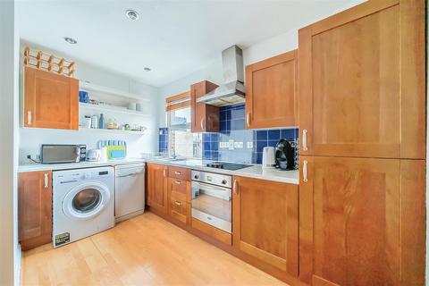 undefined, Victoria Road, Surbiton