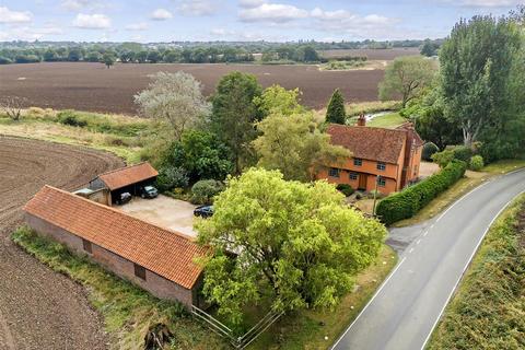 4 bedroom detached house for sale, Mountnessing Road, Billericay