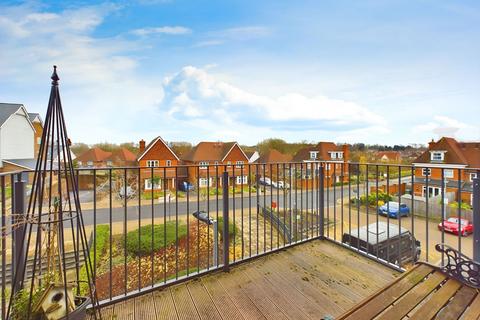 2 bedroom retirement property for sale, The Boulevard, Horsham RH12