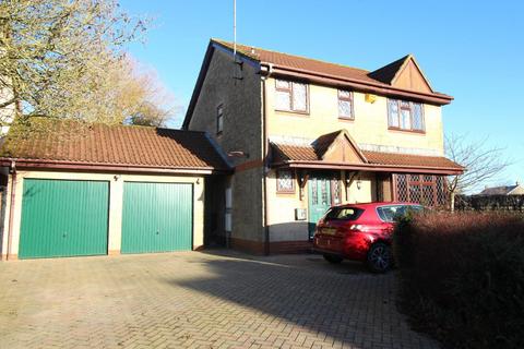 4 bedroom detached house for sale, Primrose Drive, Thornbury, Bristol