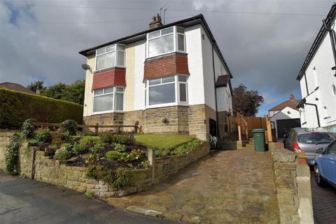 3 bedroom semi-detached house to rent, Hinchliffe Avenue, Baildon