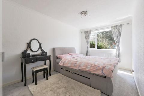 2 bedroom maisonette for sale, Cyclamen Way, West Ewell