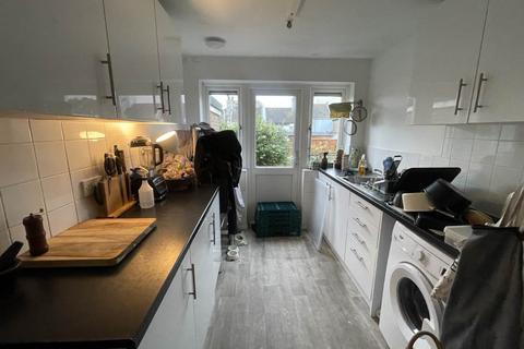 2 bedroom house to rent, Redvers Road, Brighton, East Sussex