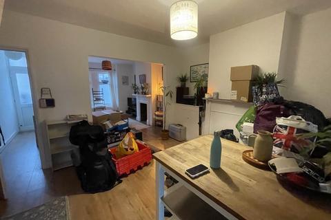 2 bedroom house to rent, Redvers Road, Brighton, East Sussex