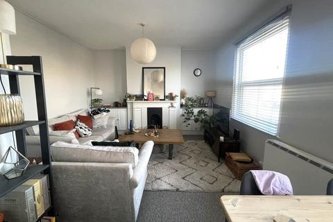 2 bedroom maisonette to rent, Chapel Road, Worthing, West Sussex