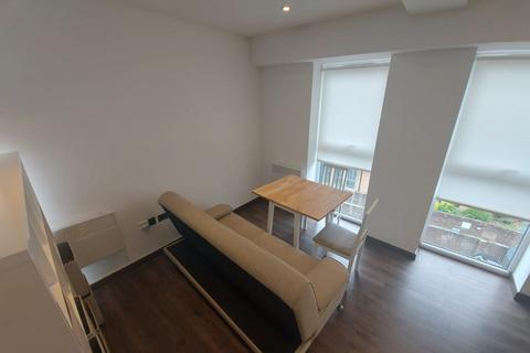 Studio to rent, 56 Park Street, Luton LU1