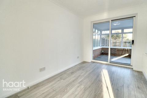 undefined, Springfields, Braintree