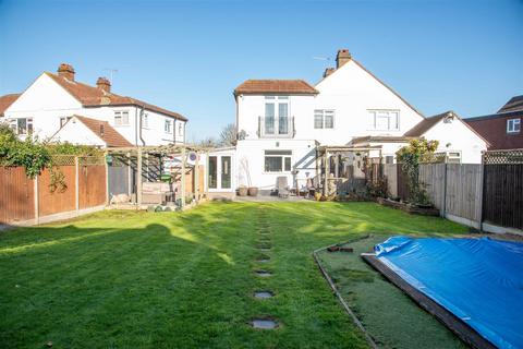 4 bedroom semi-detached house for sale, Park Avenue, Orpington BR6