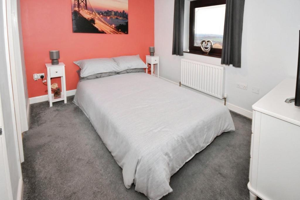 Bed 1