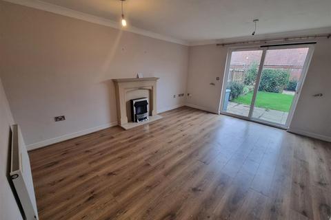 3 bedroom house to rent, Ash Tree, Bassingham