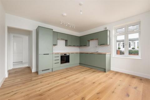 1 bedroom apartment for sale, Gloucester Road, Tankerton, Whitstable