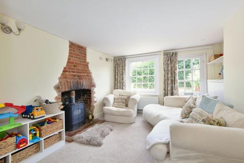 2 bedroom end of terrace house for sale, Bucks Hill, Kings Langley, WD4