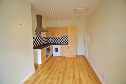 1 bedroom flat to rent, Queen Street, GREETLAND