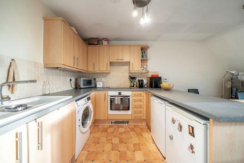 2 bedroom apartment for sale, The Lamports, Papermill Lane, Alton, Hampshire, GU34